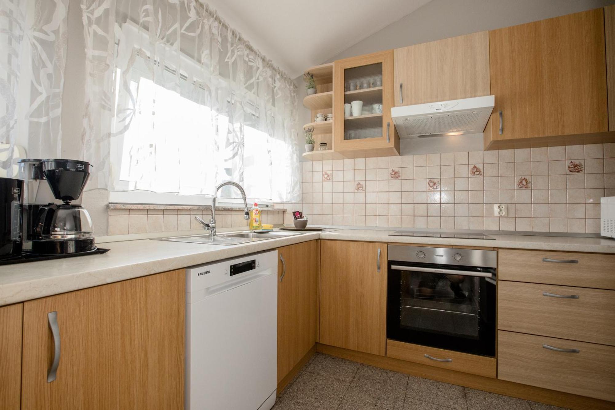 Apartmani Ana & Milo 로파르 객실 사진